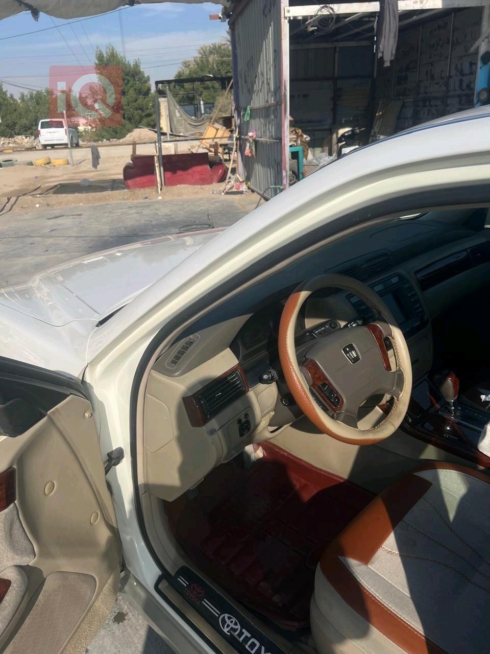 تۆیۆتا کراون